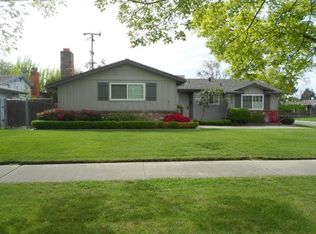 834 W Morada Ln, Stockton, CA