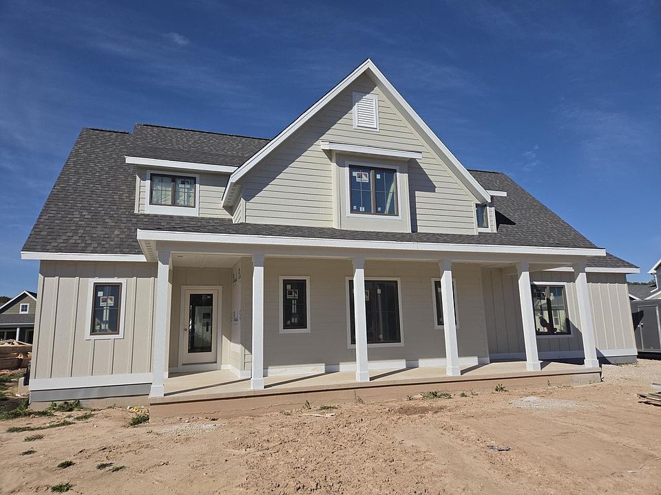 1st image of 560 Meadow CIRCLE E E