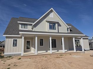 560 Meadow CIRCLE E E, Kohler, WI 53044