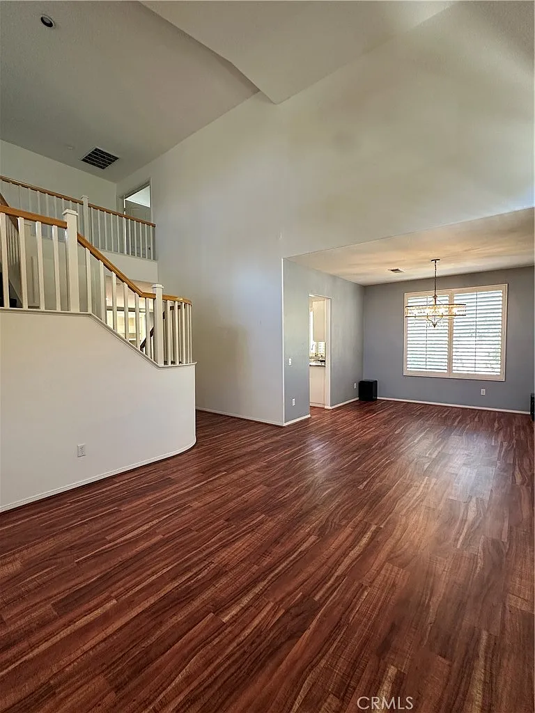 3 bed, 2.5 bath, 2370 sqft, $4,500 — Photo 4