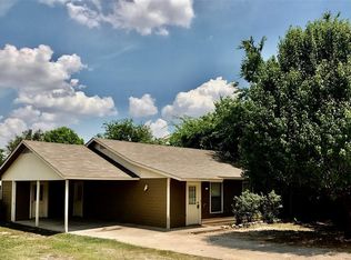 222 Oak Ct, Rhome, TX 76078