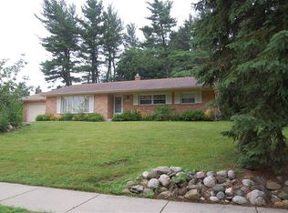 443 Pine Brae Dr, Ann Arbor, MI 48105