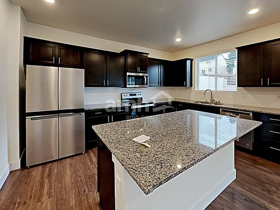 3rd image of 1612 192nd Street Ct E
