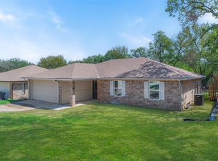 7520 Craig St, Fort Worth, TX 76112