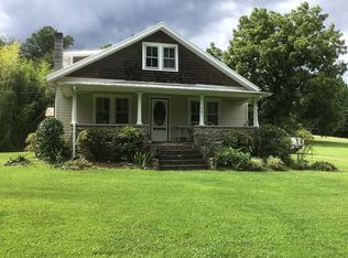 781 W Deep Creek Rd, Bryson City, NC 28713