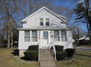1498 Morton Ave, New Bedford, MA 02745
