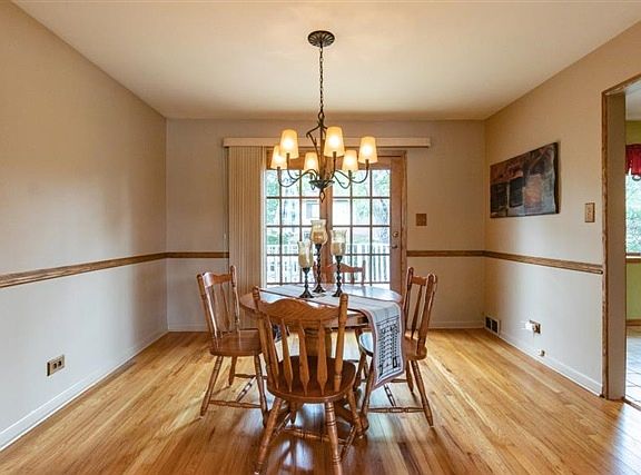 5th image of 1532 E Alison Dr