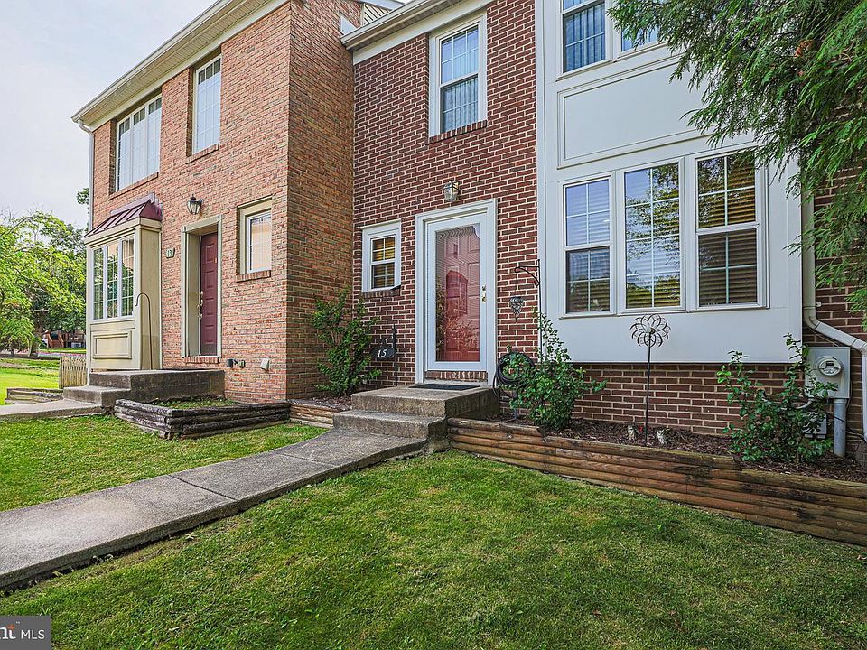 1st image of 15 Millbridge Ct