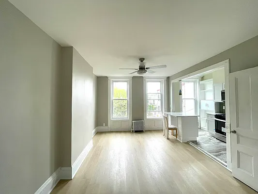 Rented by A P Realty Group NY LTD | media 7