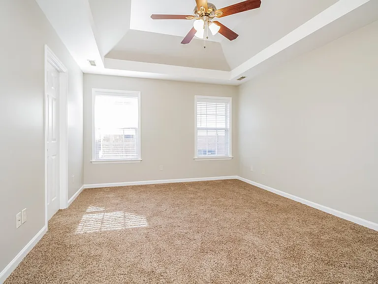 142 Homestead Pl — Photo 9