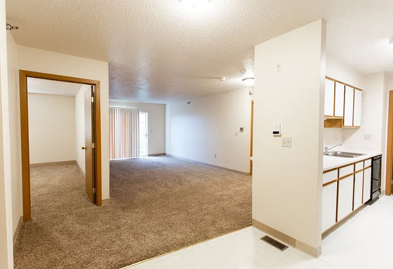 Maple Park Apartments — Photo 3