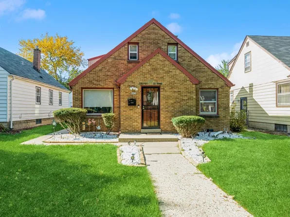 4929 North 27th STREET, Milwaukee, WI 53209