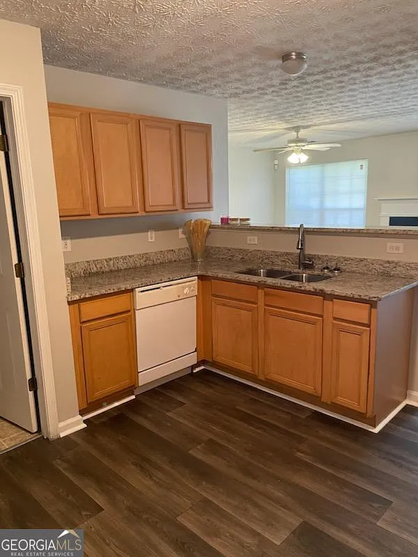2 bed, 2.5 bath, $1,430 — Photo 3