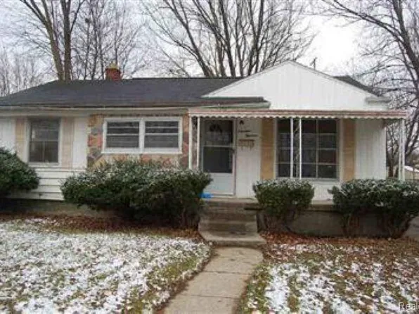 1913 Cherrylawn Dr, Flint, MI 48504
