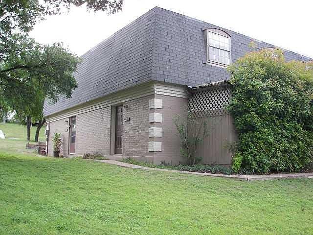 1st image of 2306 Barton Skyway