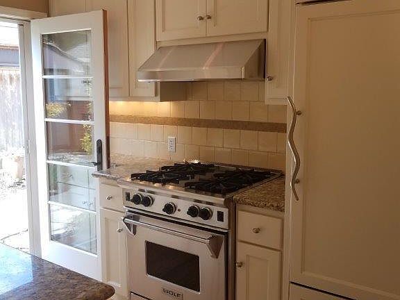 4th image of 2020 Oberlin St