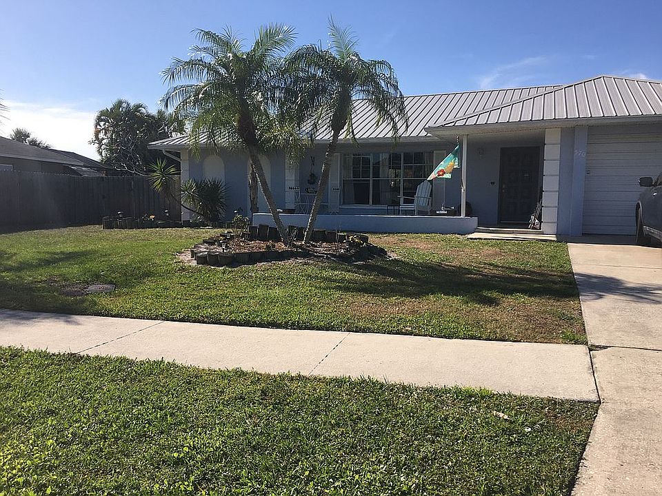 1st image of 570 Venetian Way