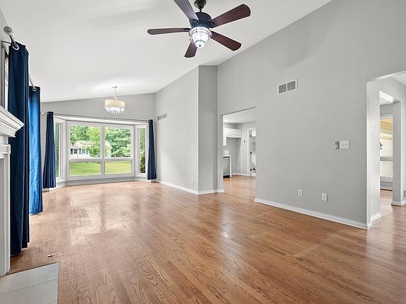 4th image of 68377 Riverview Dr