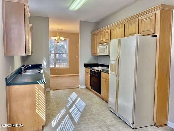 5th image of 521 Sugarloaf Dr