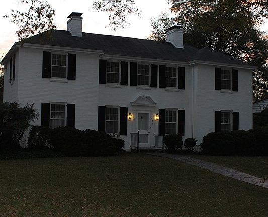 4th image of 270 Cherry Ln