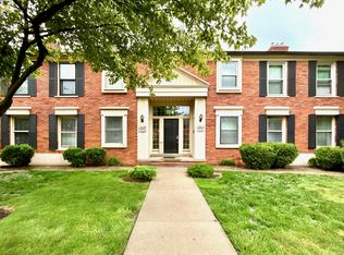 19615 Fleetwood Dr, Harper Woods, MI 48225