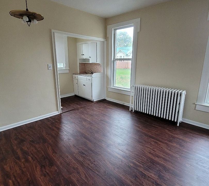 1st image of 3012 Felix St APT 3