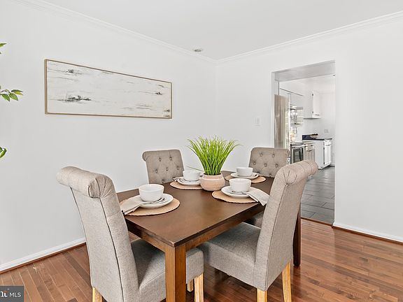 5th image of 3407 Queensborough Dr