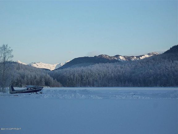 4th image of 22535 Mirror Lake Dr