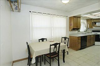 5th image of 2713 Texel Dr