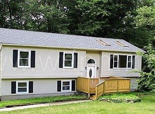 85 Greenhill Rd, Hamburg, NJ 07419