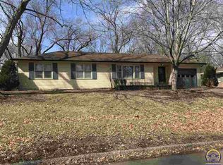 701 SW Crest Dr, Topeka, KS 66606