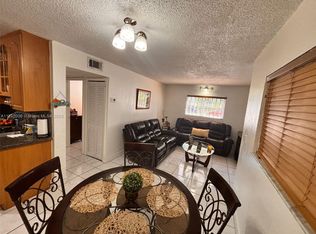 2565 W 56th St APT 101, Hialeah, FL 33016