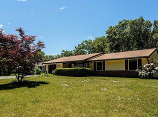 9 Ruthellen Rd, Chelmsford, MA 01824