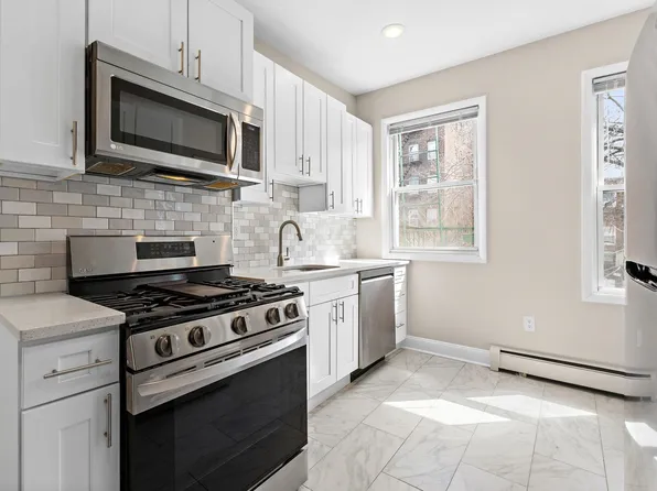 36 Corbin Avenue image 1 of 27