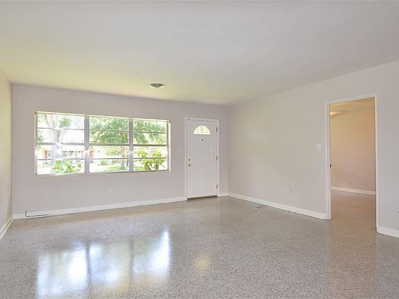 4th image of 3507 Neptune Dr