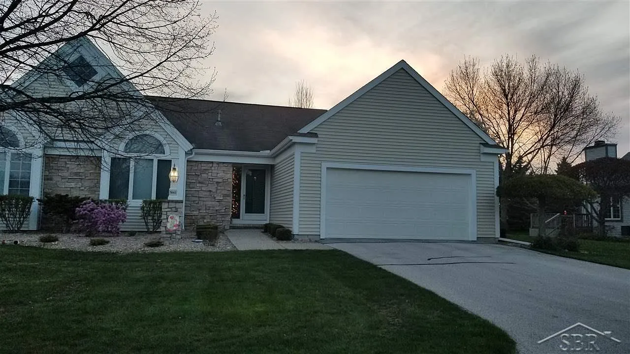 5661 Cortland Cir photo 1