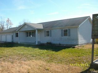939 Page Branch Rd, Elsberry, MO 63343