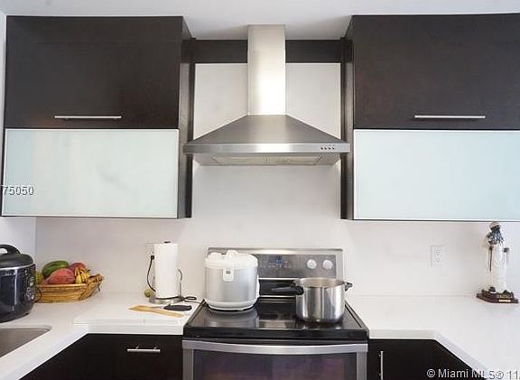 4th image of 6215 Kendale Lakes Cir #266