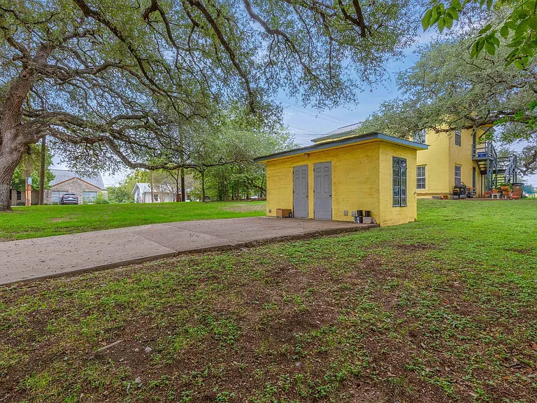 3809 Maplewood Ave #A — Photo 37