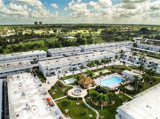 6777 Winkler Rd #239, Fort Myers, FL 33919