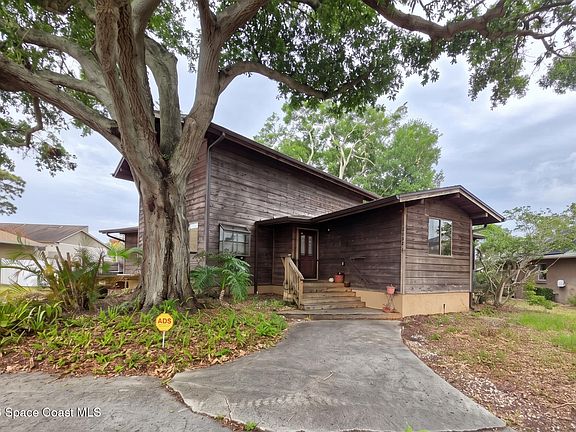 2nd image of 3140 Demaret Dr