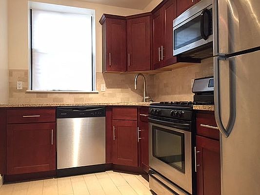 5th image of 346 E 29th St #C2