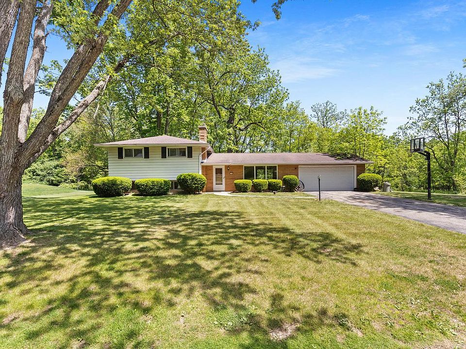 1st image of 1940 Woodland DRIVE