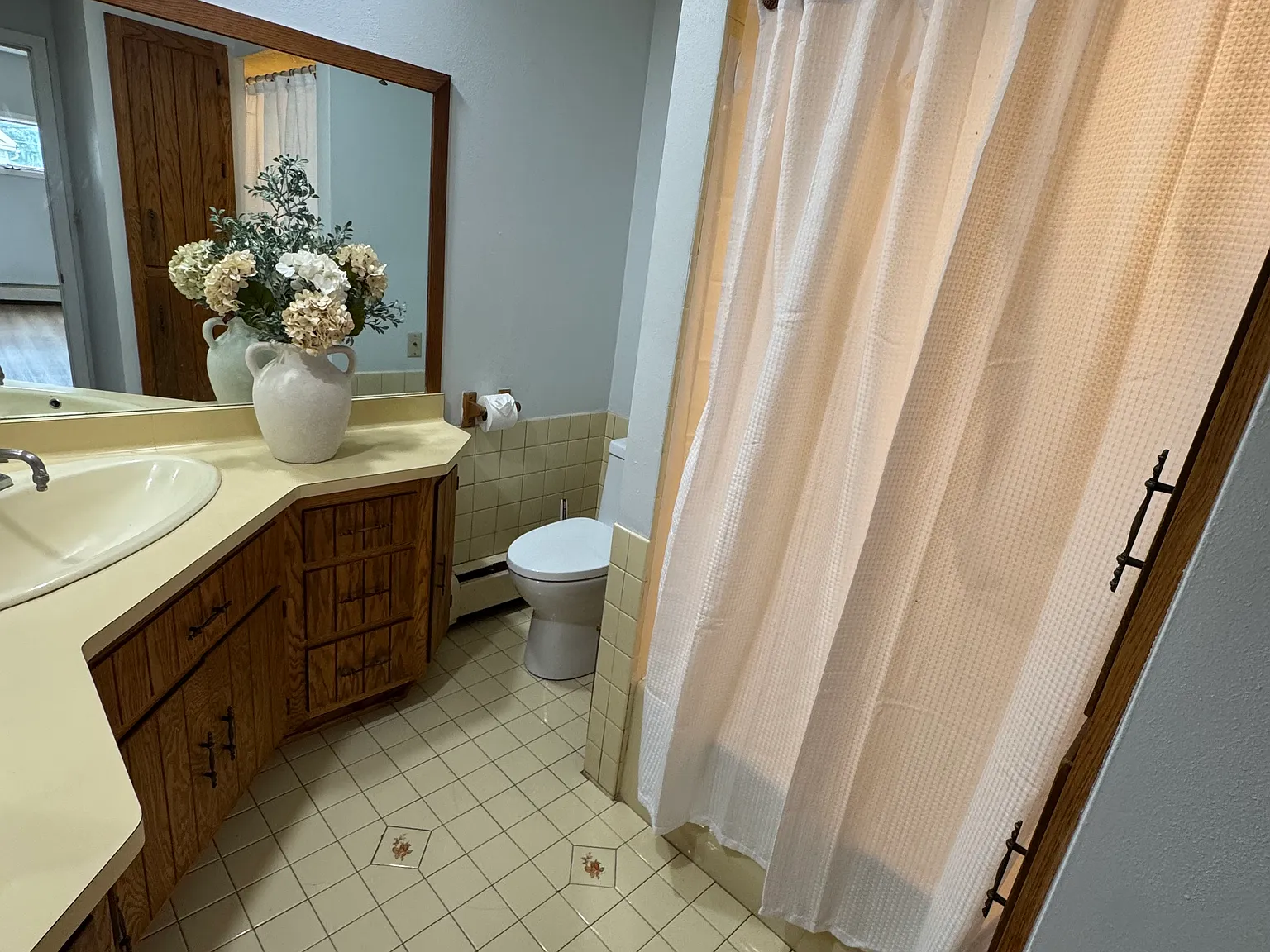 4 bed, 1500 sqft, $1,900 — Photo 4