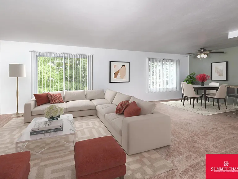 Summit Chase Townhomes and Apartment Homes — Photo 4