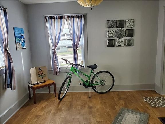 4th image of 511 Jefferson Ave