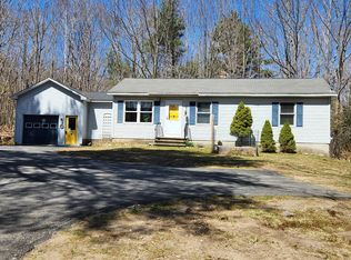 171 Nichol St, South Paris, ME 04281
