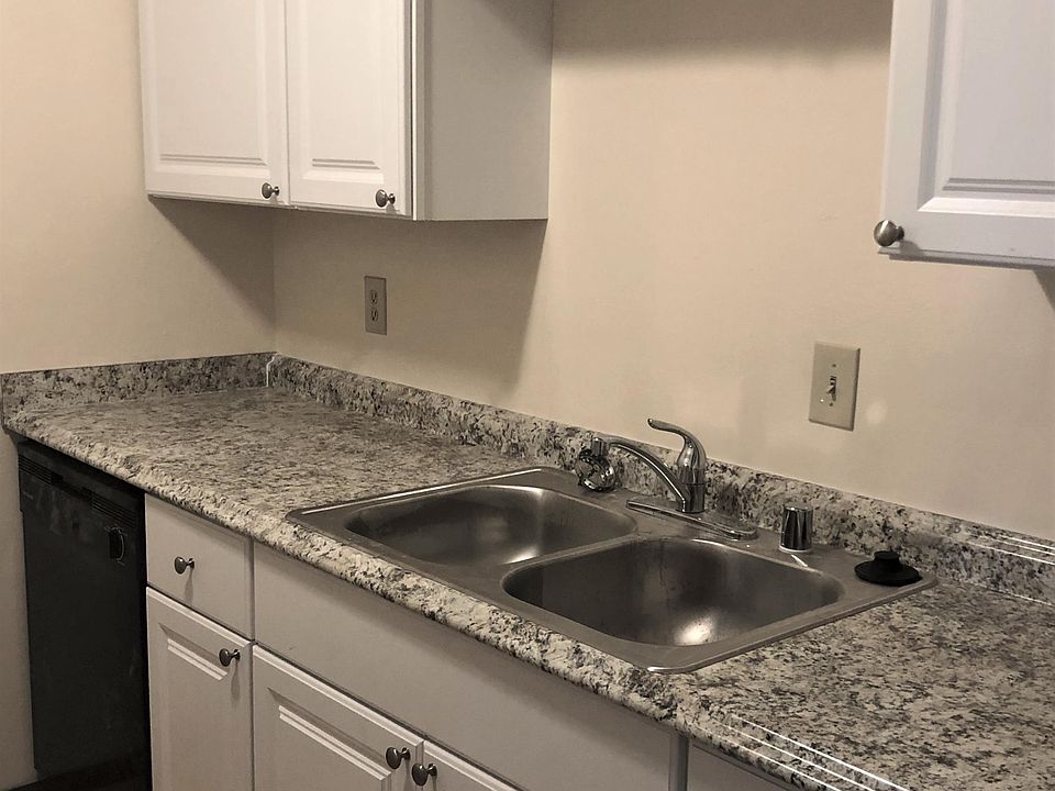 Kitchen with Dishwasher
