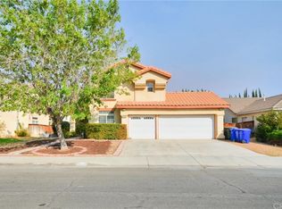 12479 Kokomo Dr, Victorville, CA 92392