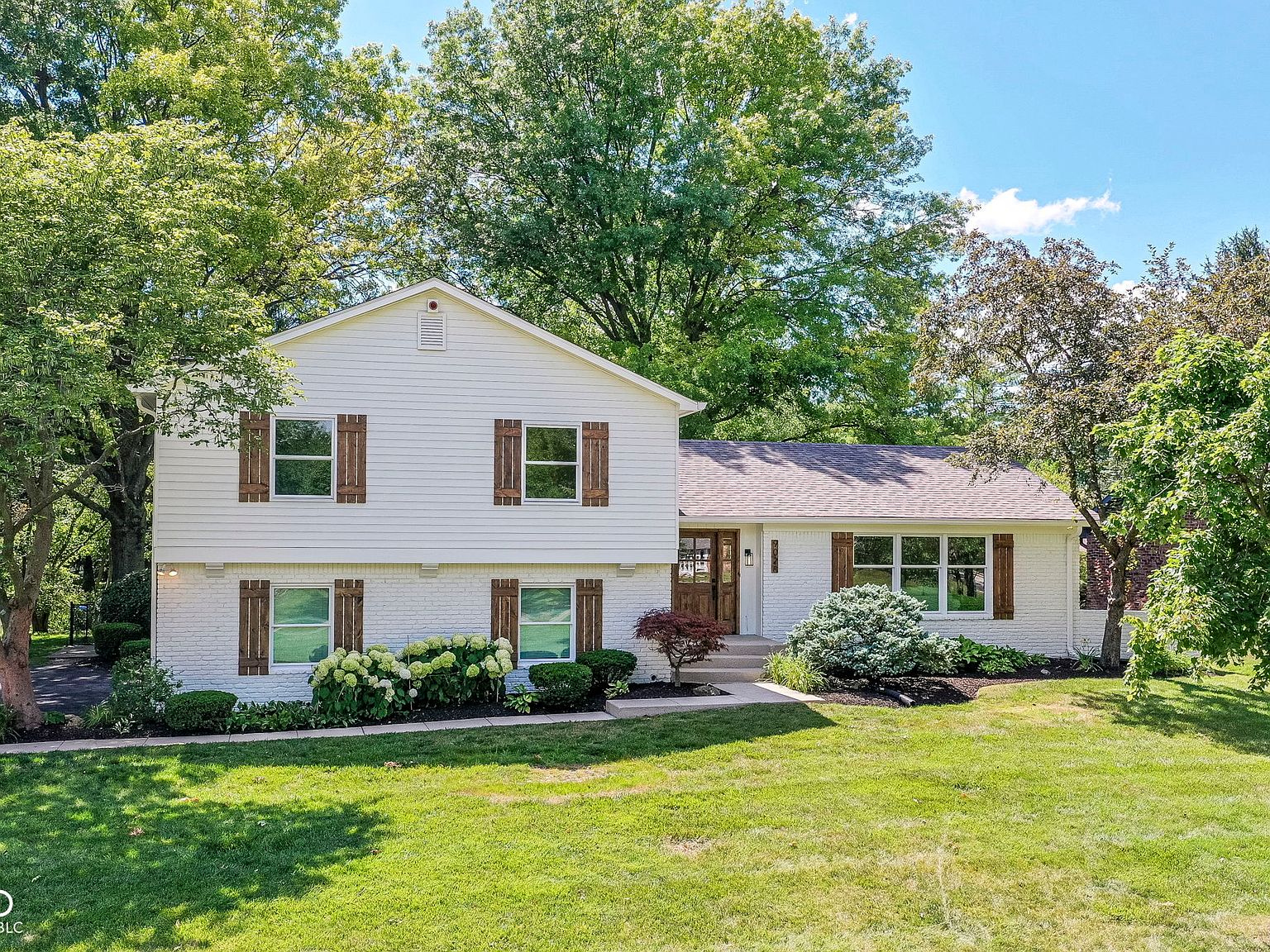 9028 Ironwood Ct, Indianapolis, IN 46260 | Zillow